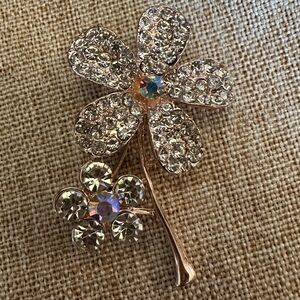 Elegant Crystal Flower Brooch